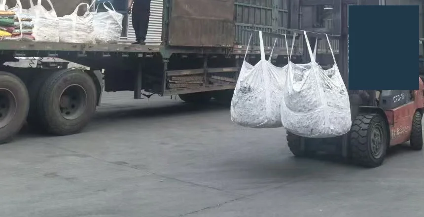 Cargo handling at close range